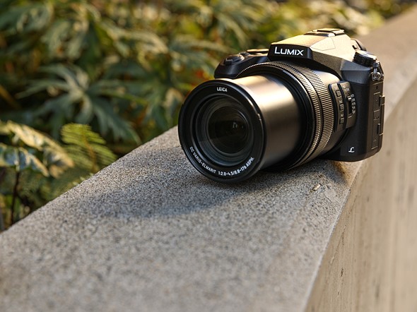 Panasonic launches Lumix FZ2500 camera