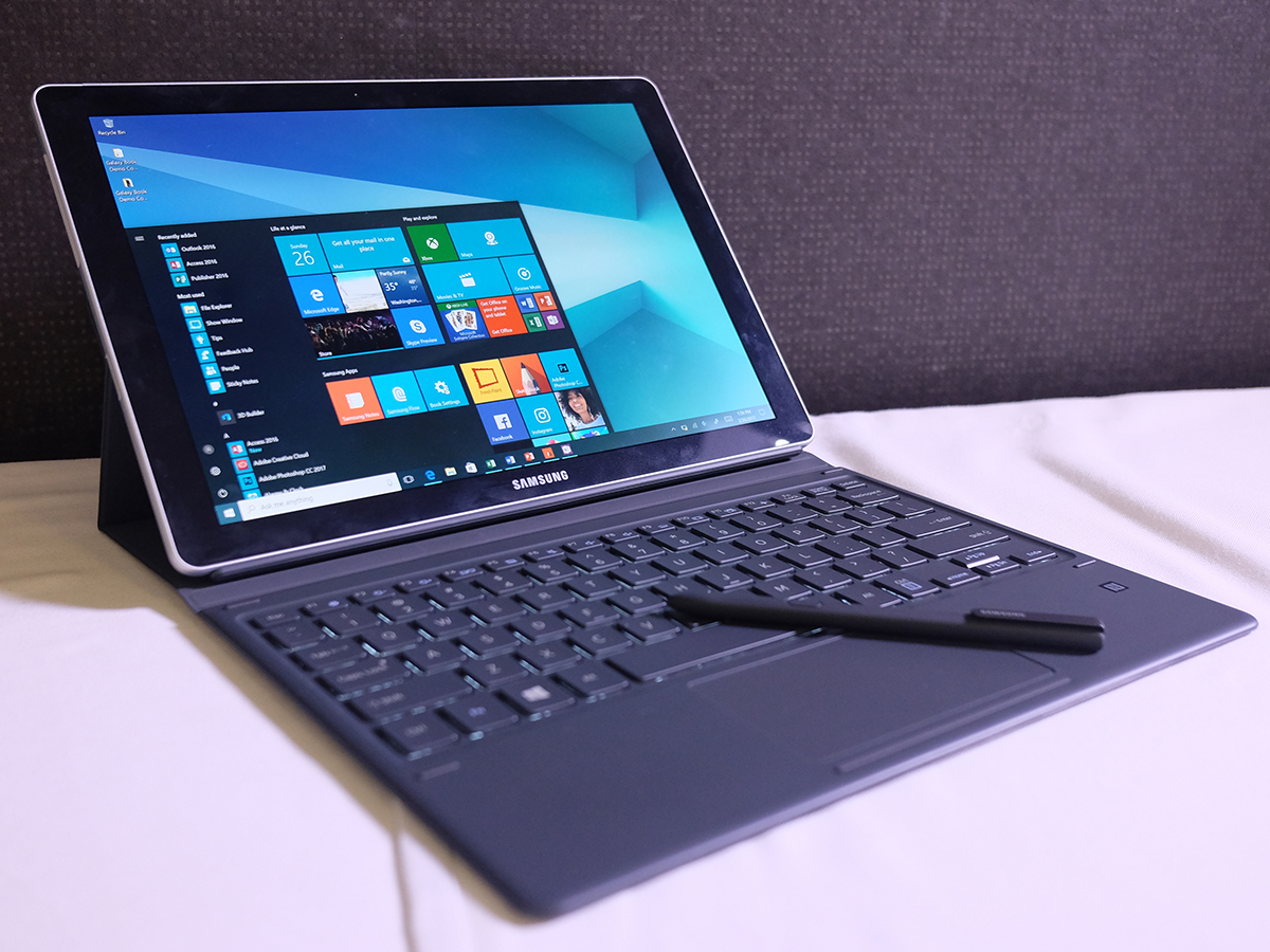 Samsung Offers Galaxy Book at MWC 2017