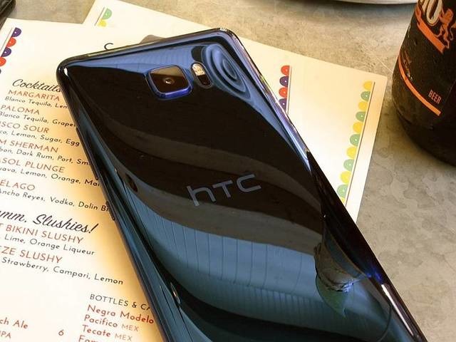Google on The Verge of Acquiring Smartphone Business of HTC