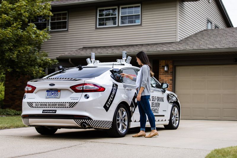 Self-Driving Pizza Delivery Vehicle to be Experimented in the U.S