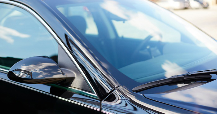 The Automotive Glass Market: Clear Vision for Safety, Innovation, and Growth